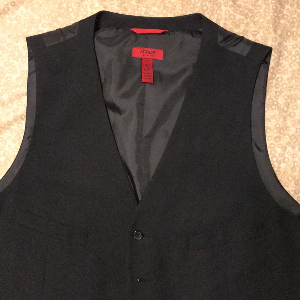 ALFANI men’s vest XL slim fit